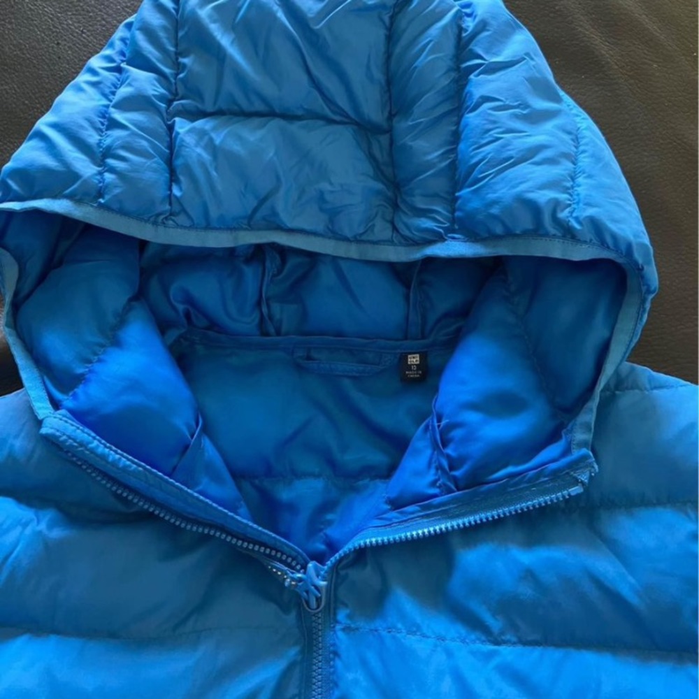 Uniqlo Boy’s Light Puffer Size 13 - Picture 3 of 3